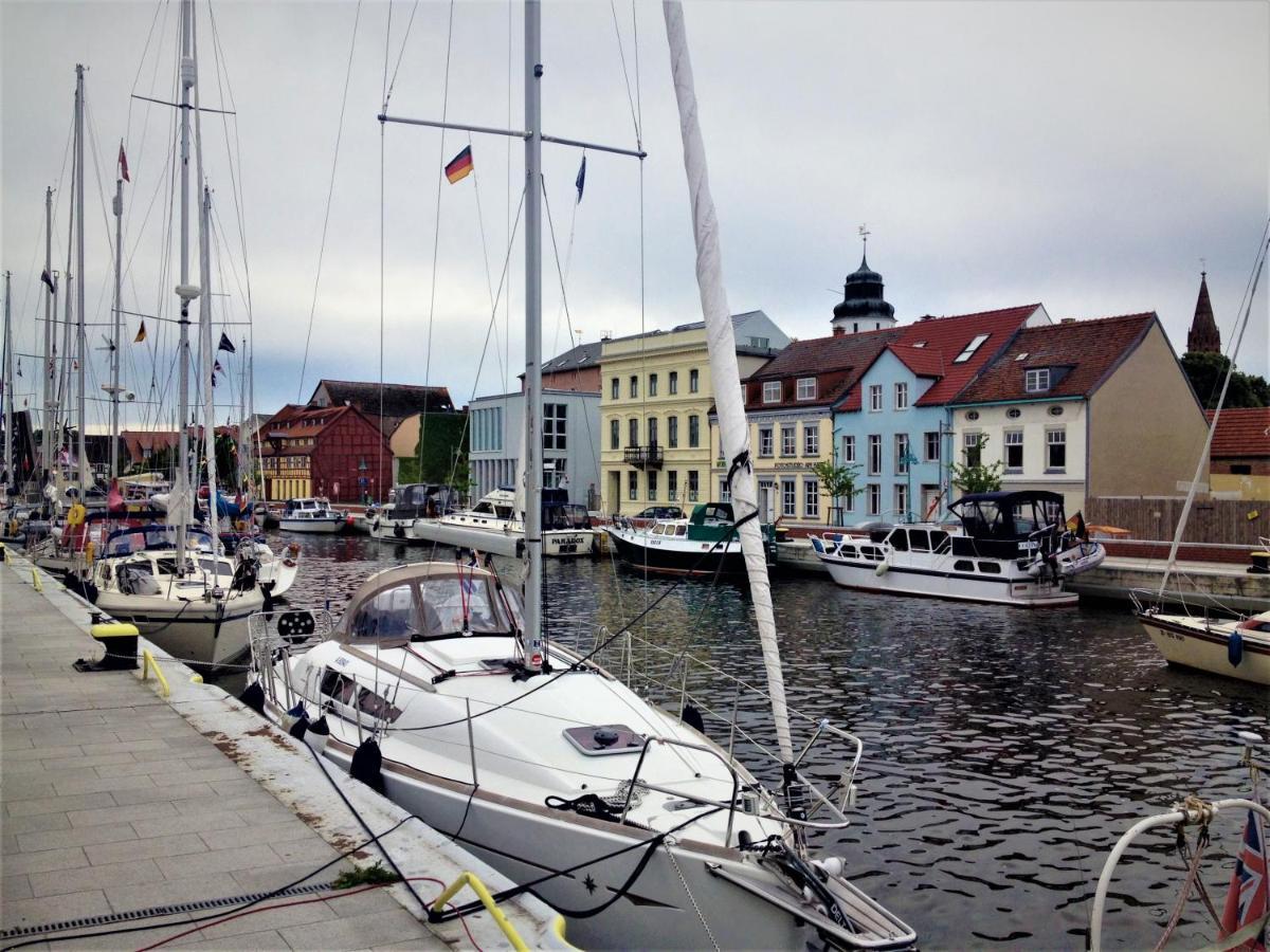 Fischerhaus Godewind 60 Qm Altwarp Exteriör bild