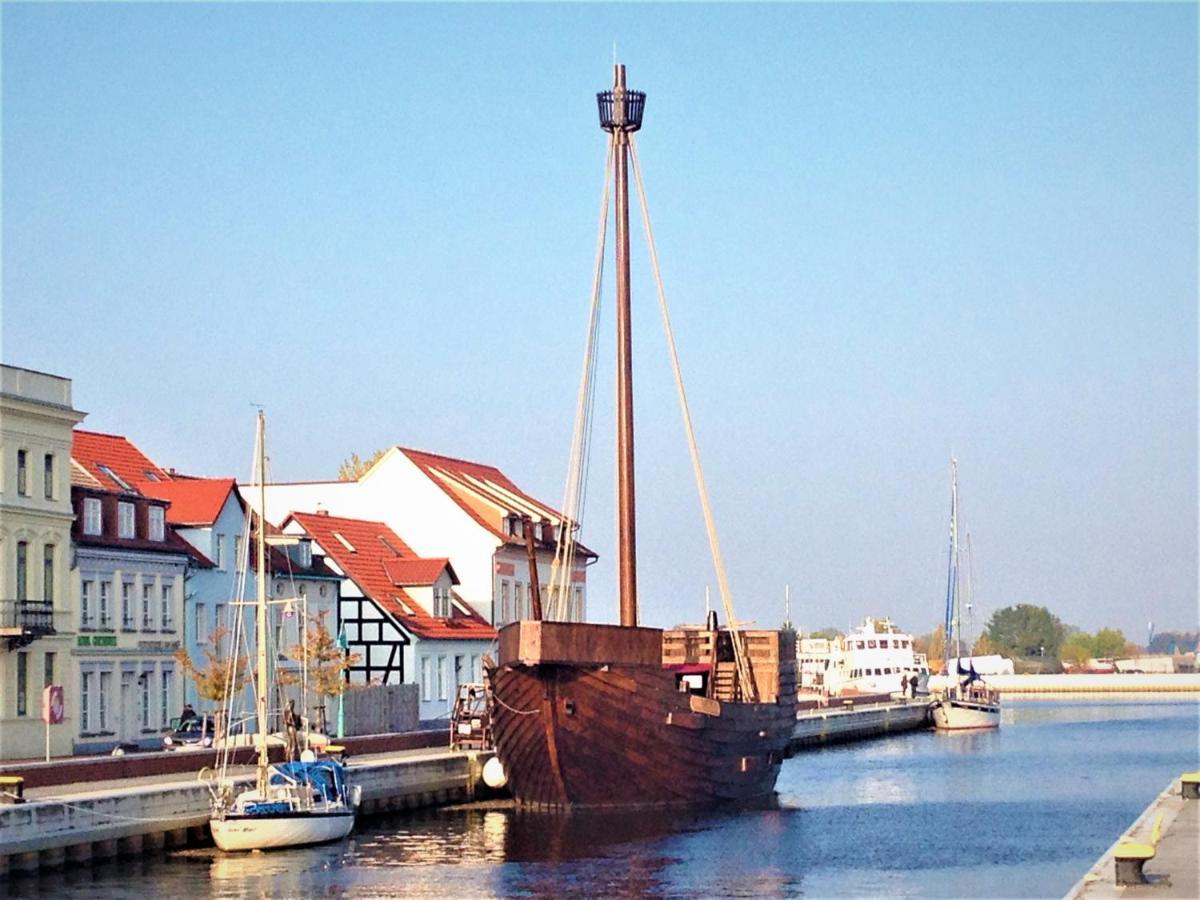 Fischerhaus Godewind 60 Qm Altwarp Exteriör bild